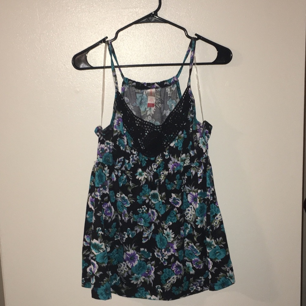 Floral with crochet tanktop